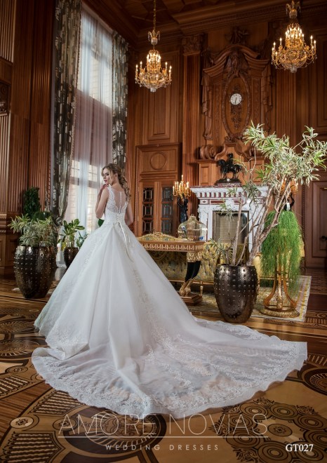https://amore-novias.com/images/stories/virtuemart/product/GT027       (3).jpg